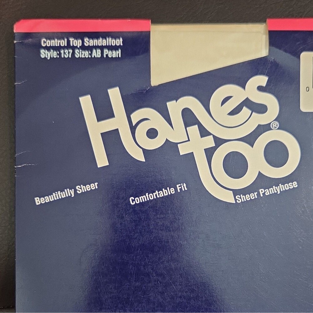 Hanes Too Control Top Sandalfoot Sheer Pantyhose Pearl A/B 20 Denier Style 137